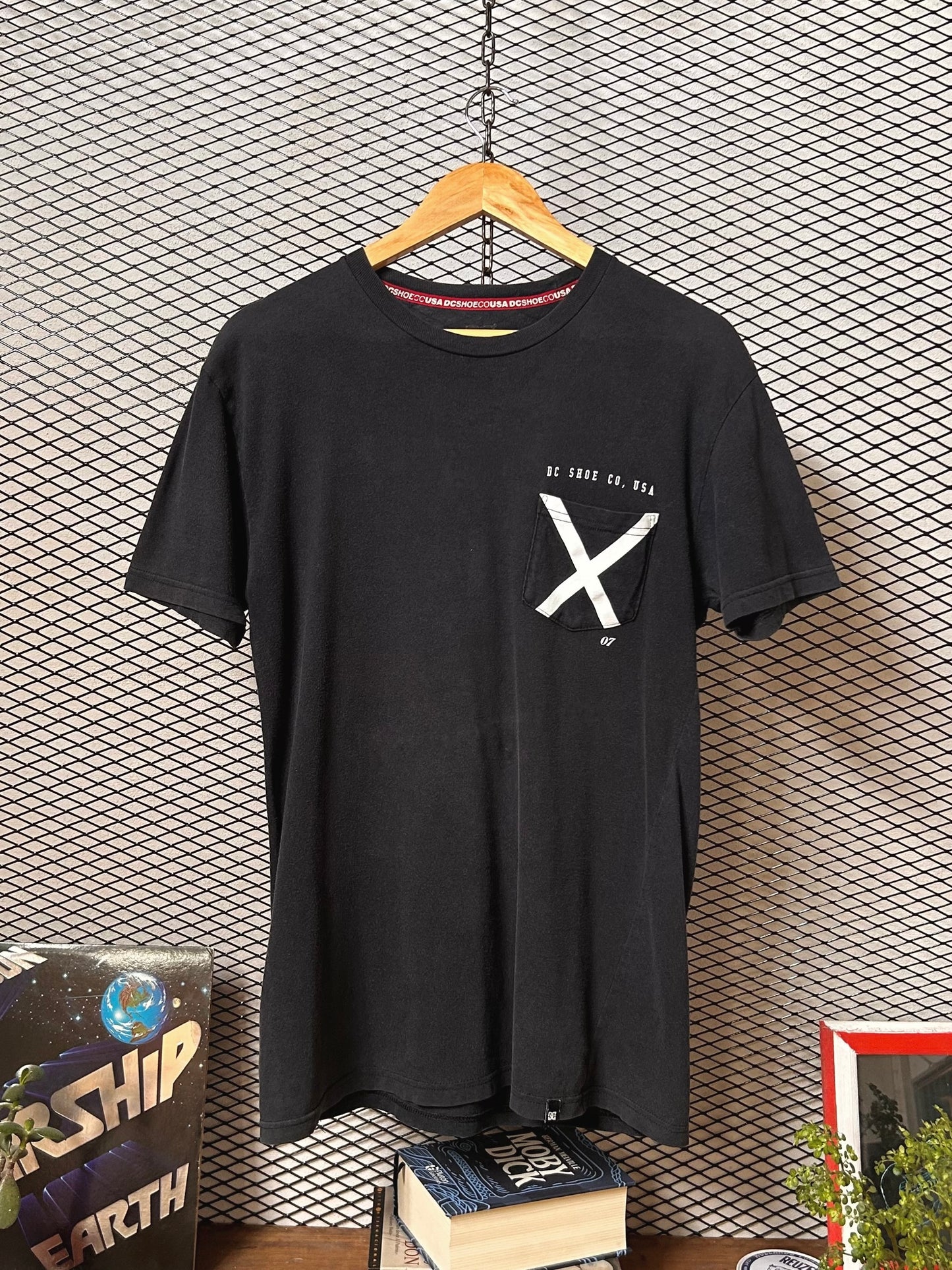 DC shoe co. USA pocket T-Shirt