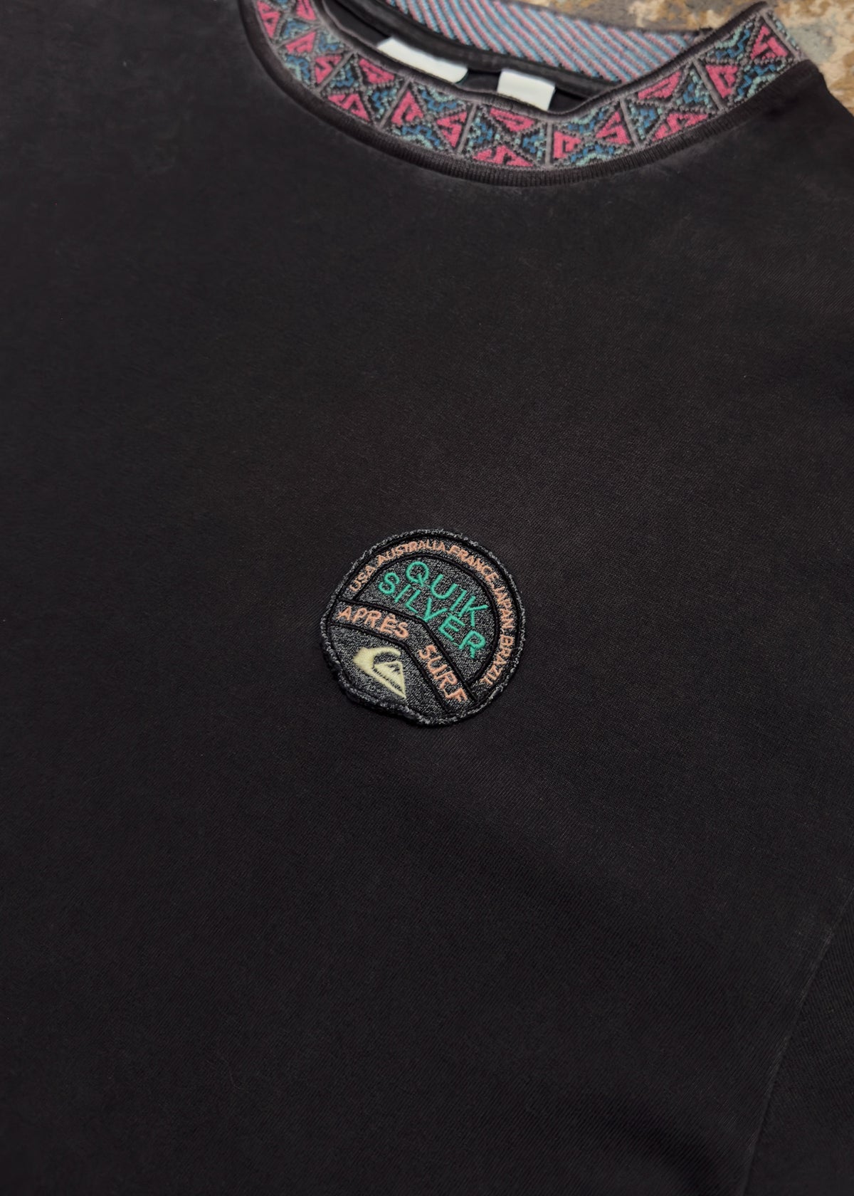 Vintage 90 Quicksilver Aztec Neck Surf T-Shirt