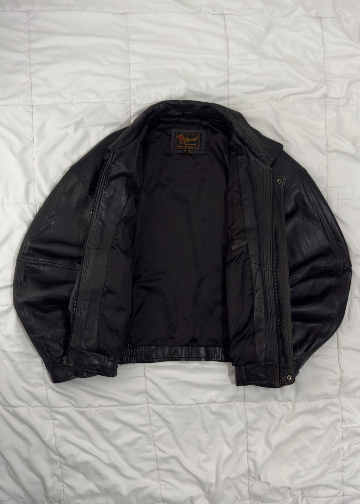100% Cuero Bomber Jacket Reed